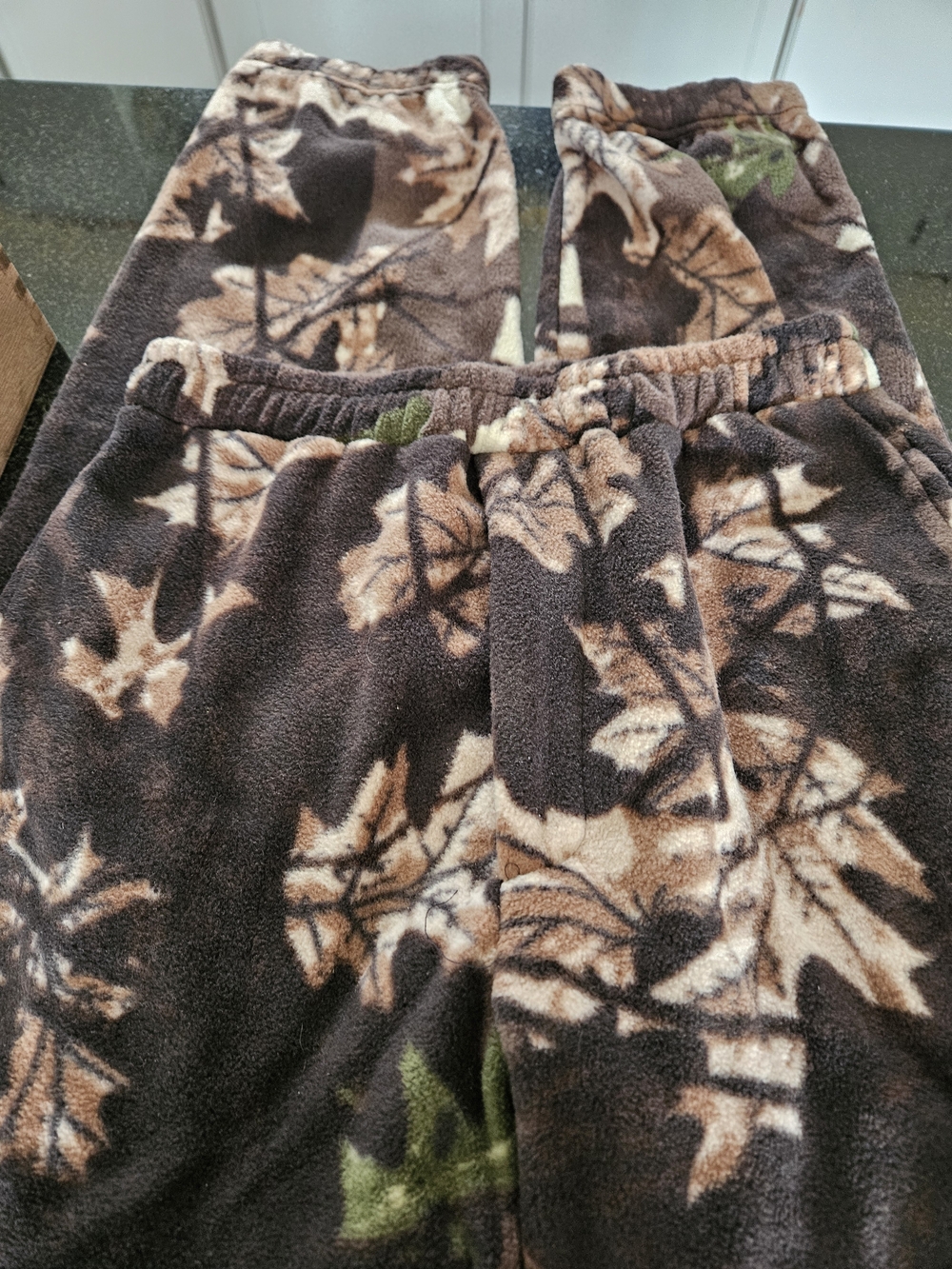 Huntrite Mens Camo Fleece Pants